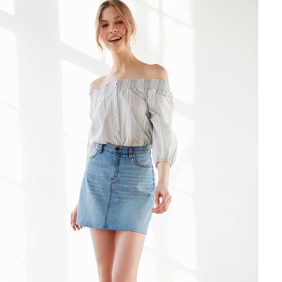 🔹BDG Denim Mini🔹from Urban Outfitters - Picture 1 of 6